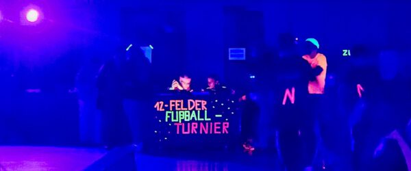 12-Felder-Schwarzlicht-Fußballturnier 2026